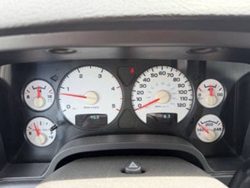 2005 DODGE Ram - photo 40