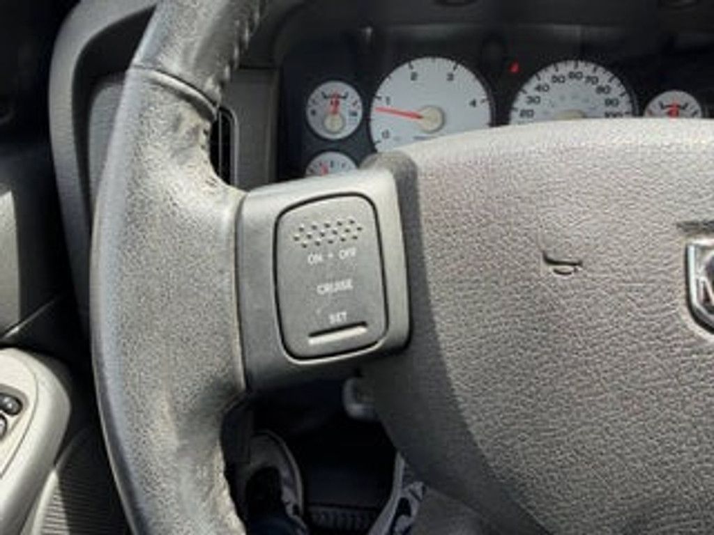 2005 DODGE Ram - photo 43