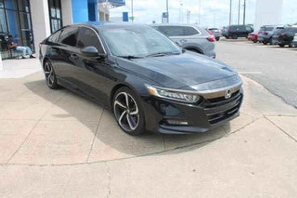 2018 HONDA Accord - main photo