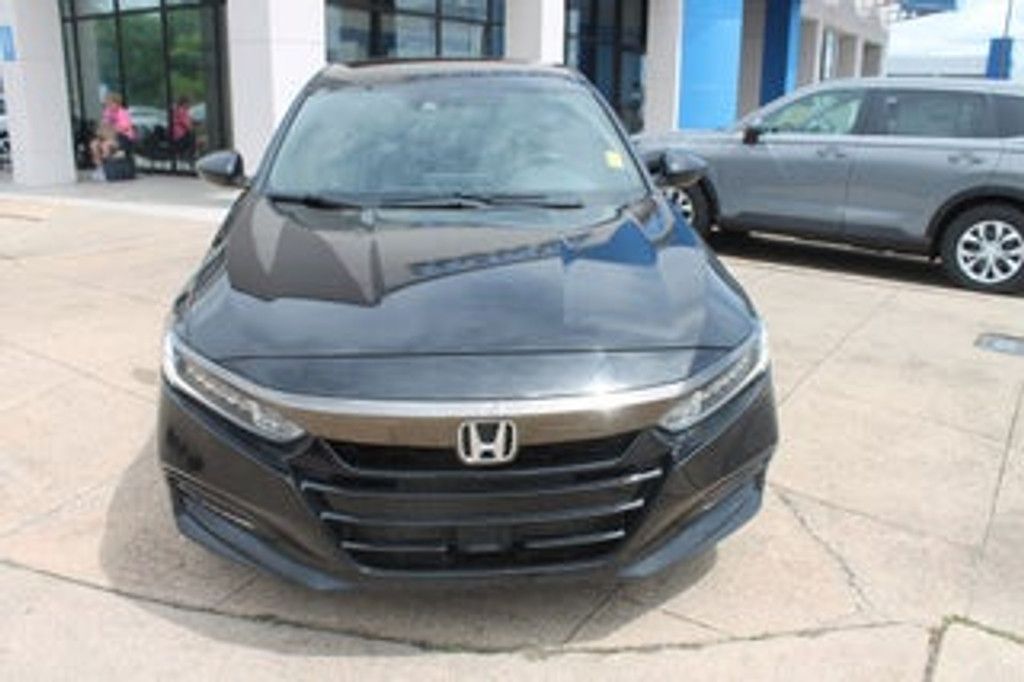 2018 HONDA Accord - photo 2