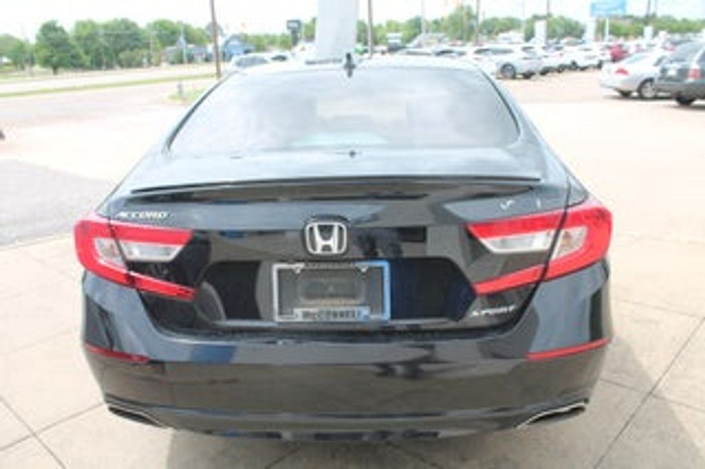 2018 HONDA Accord - photo 5
