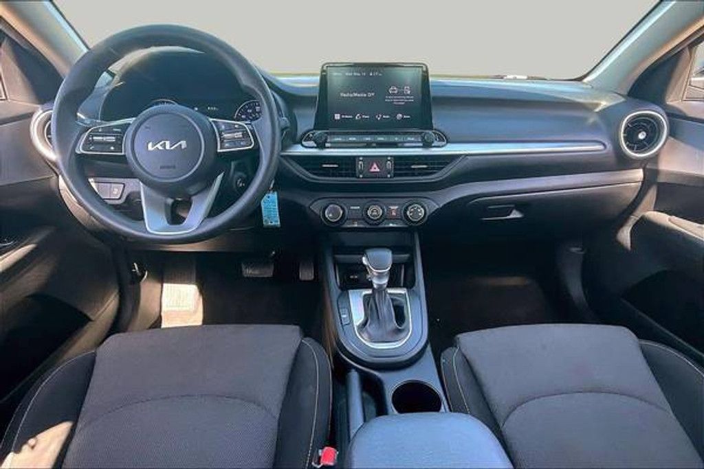 2024 KIA Forte - photo 15
