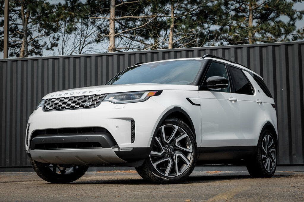 2025 LAND ROVER Discovery - main photo