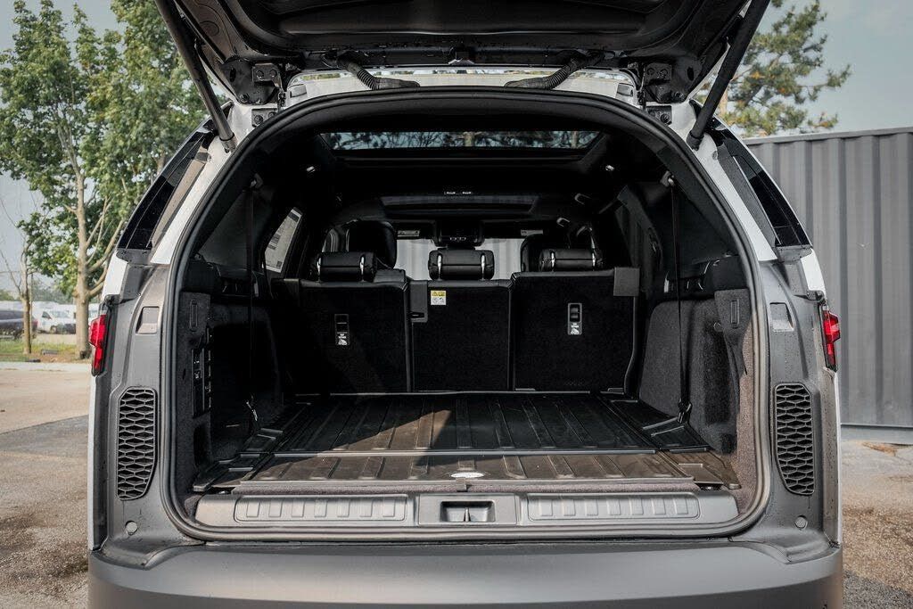 2025 LAND ROVER Discovery - photo 8