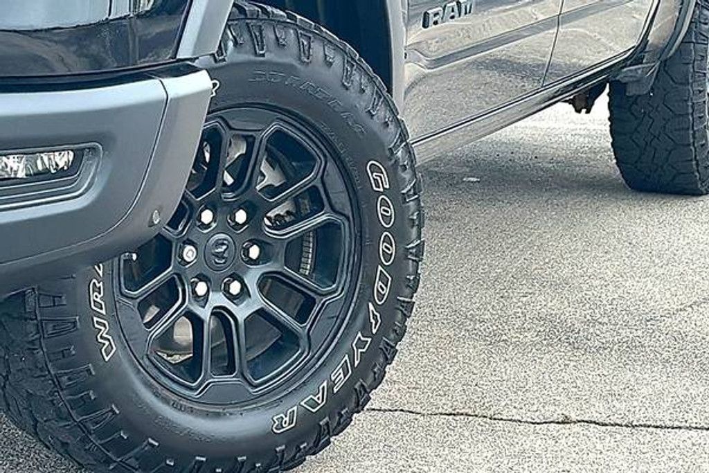 2025 RAM 1500 - photo 3