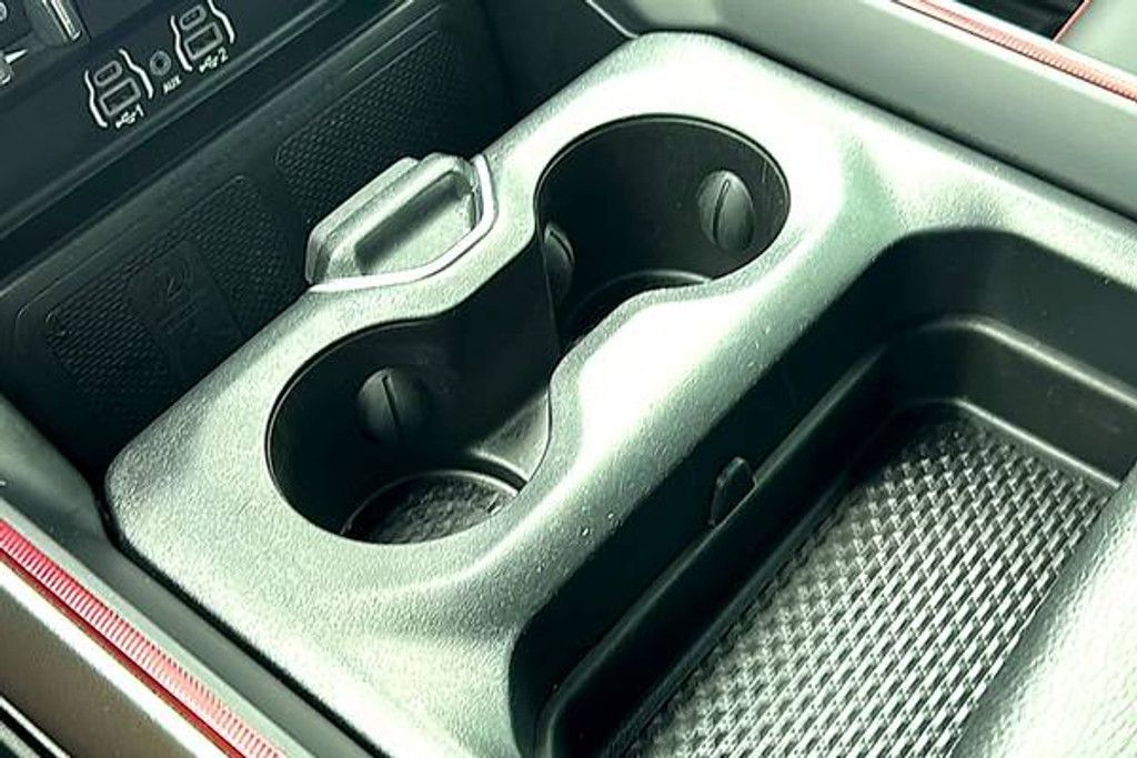 2025 RAM 1500 - photo 33
