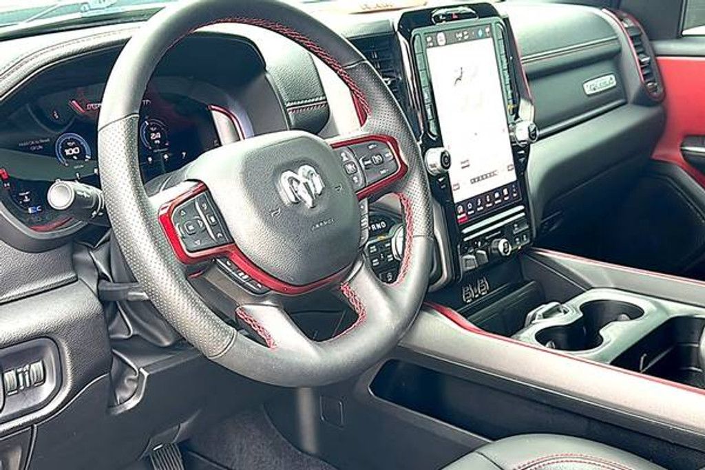 2025 RAM 1500 - photo 12