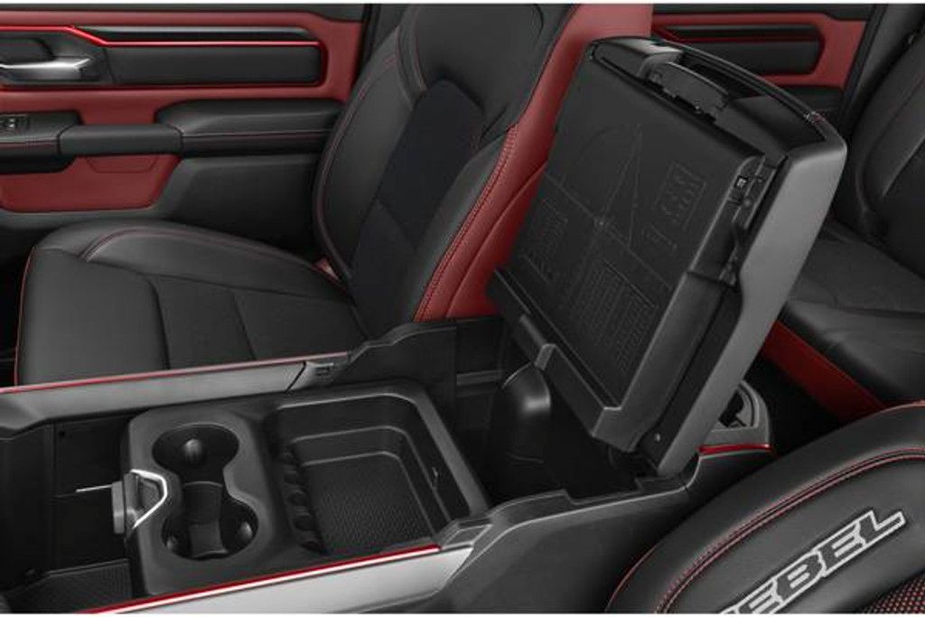 2025 RAM 1500 - photo 46