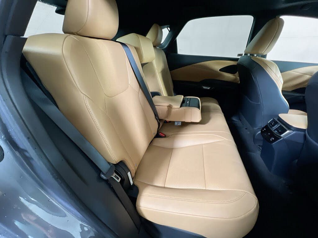 2023 LEXUS RX - photo 27