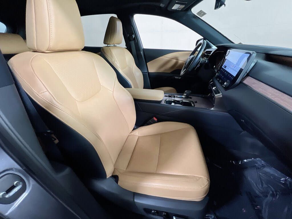 2023 LEXUS RX - photo 28