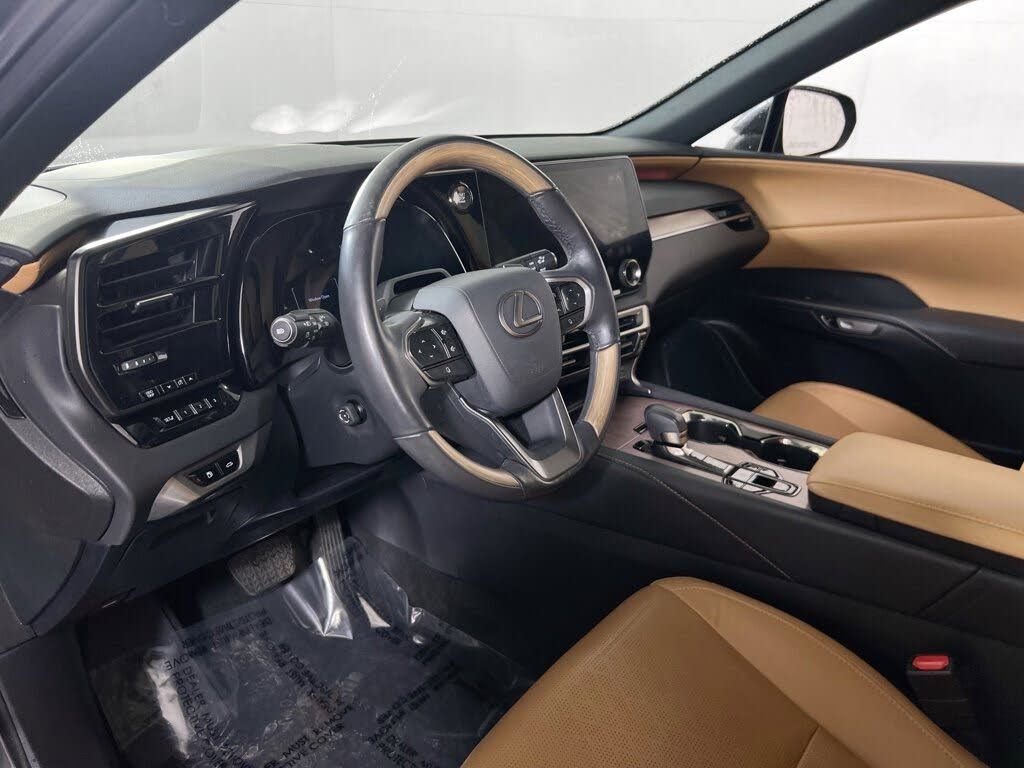 2023 LEXUS RX - photo 9