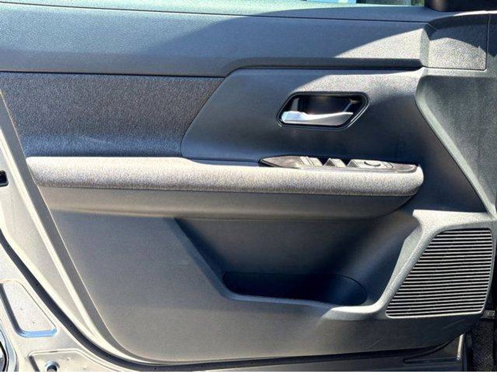 2026 NISSAN Kicks MPV - photo 5