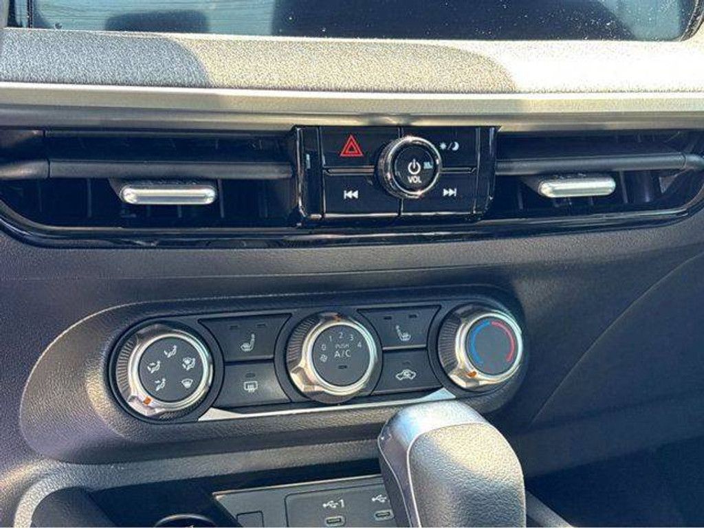 2026 NISSAN Kicks MPV - photo 11
