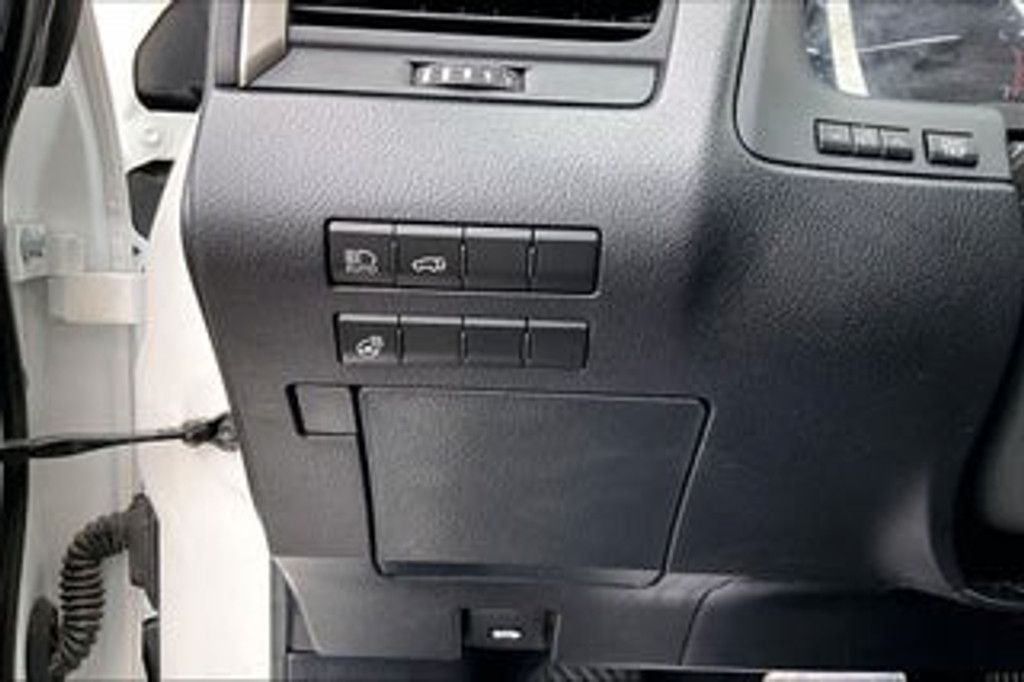 2021 LEXUS RX - photo 31