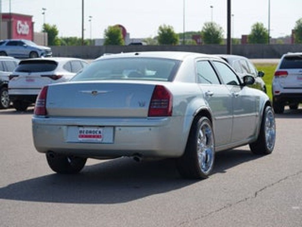 2006 CHRYSLER 300C - photo 3