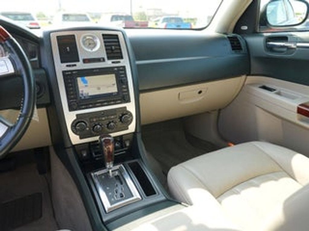 2006 CHRYSLER 300C - photo 21
