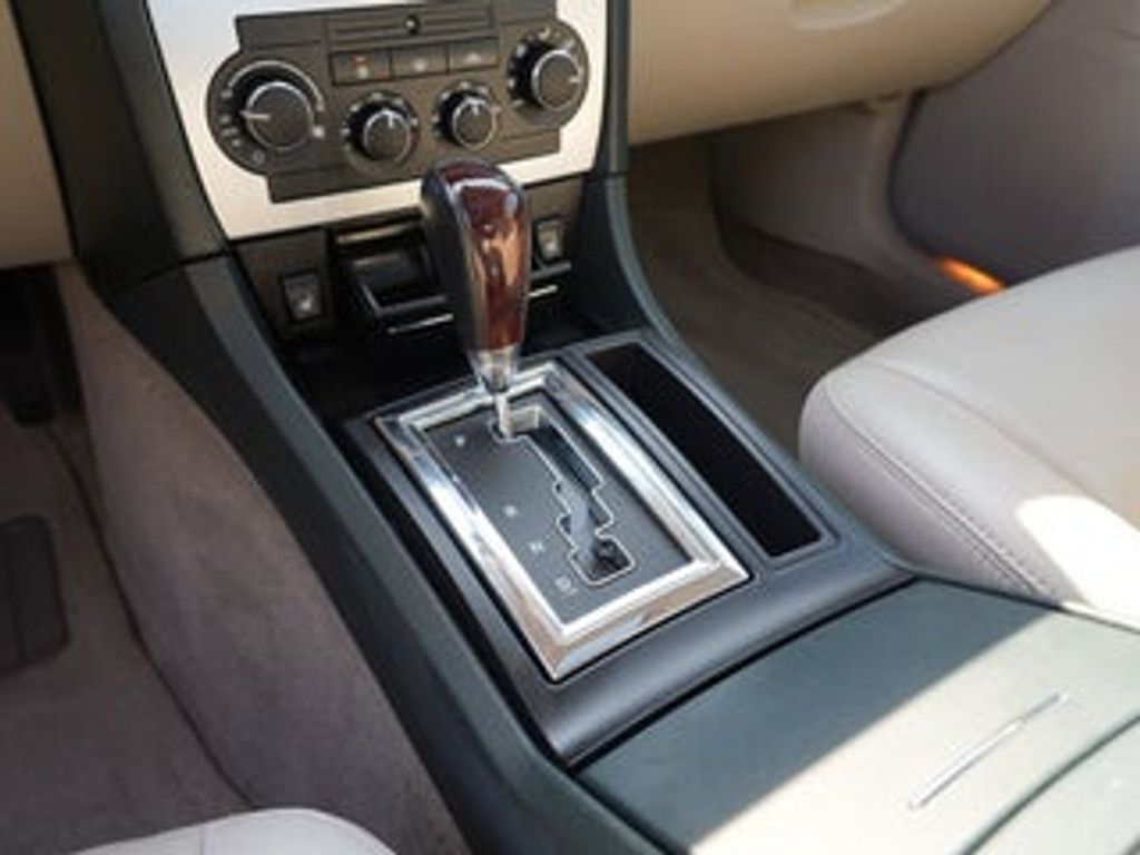2006 CHRYSLER 300C - photo 25