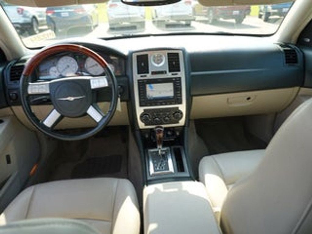 2006 CHRYSLER 300C - photo 26