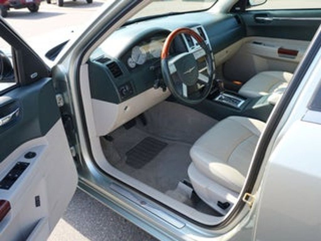2006 CHRYSLER 300C - photo 13