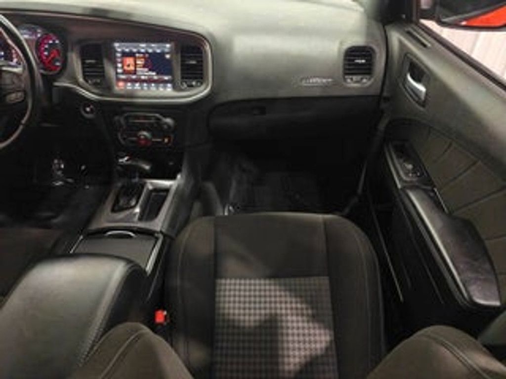 2021 DODGE Charger - photo 25