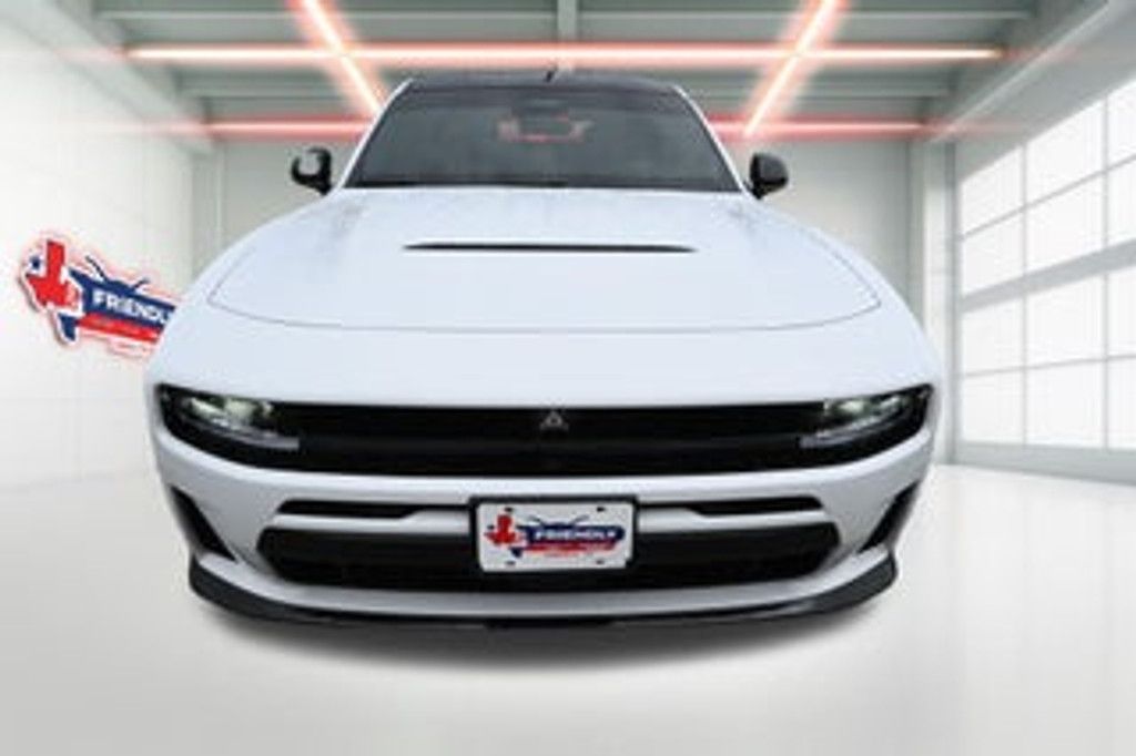 2026 DODGE Charger - photo 5
