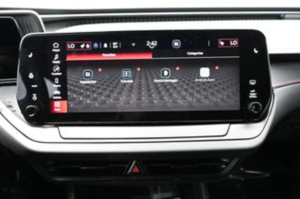 2026 DODGE Charger - photo 12