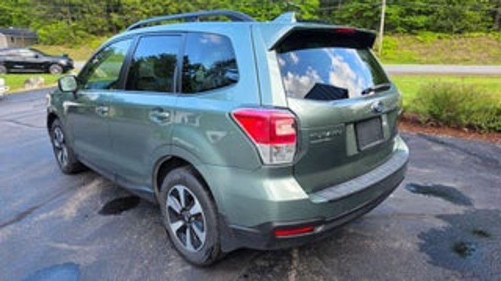 2018 SUBARU Forester - photo 3