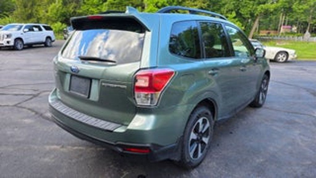 2018 SUBARU Forester - photo 5