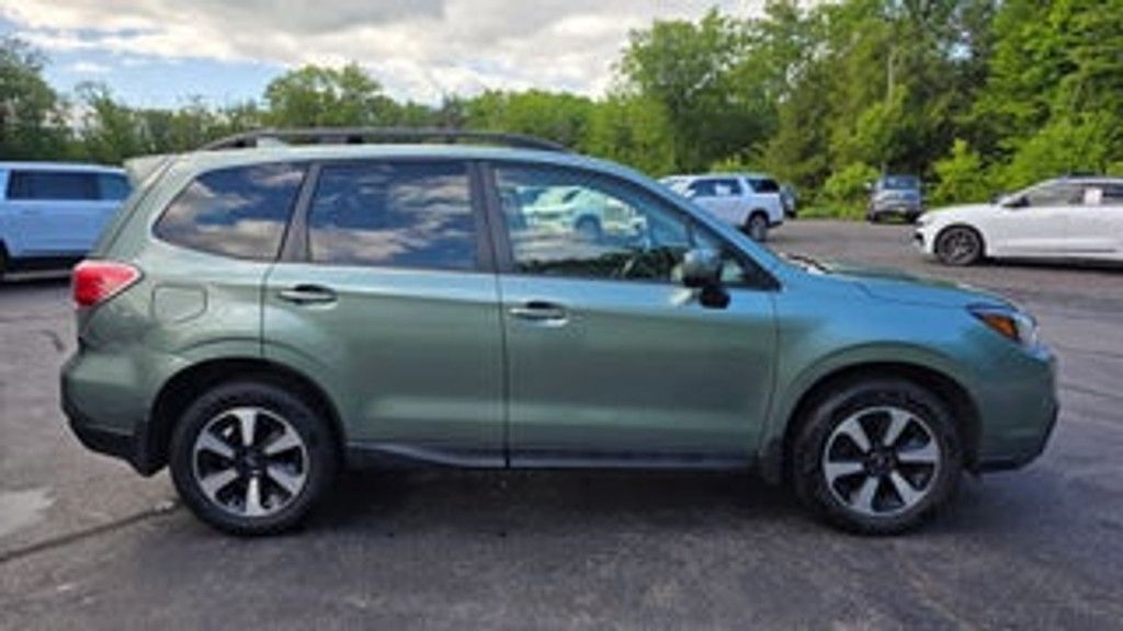 2018 SUBARU Forester - photo 6