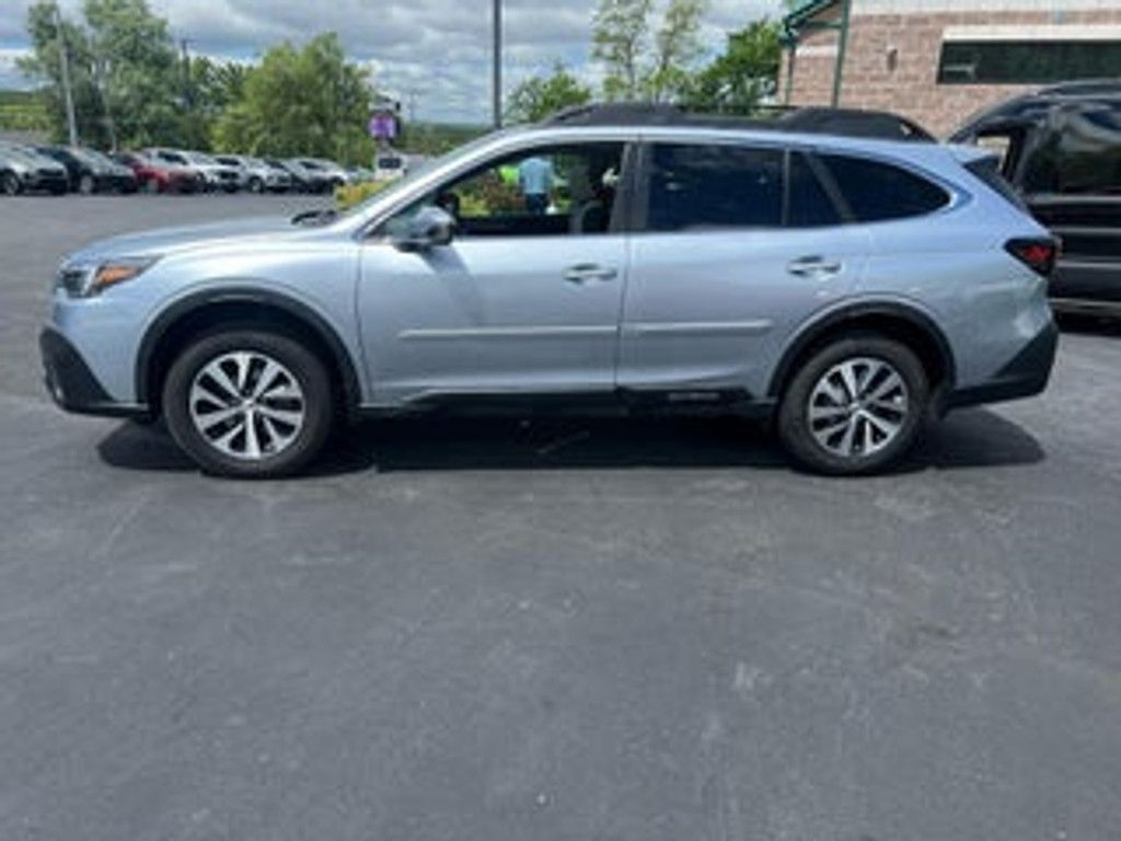 2020 SUBARU Outback - photo 2