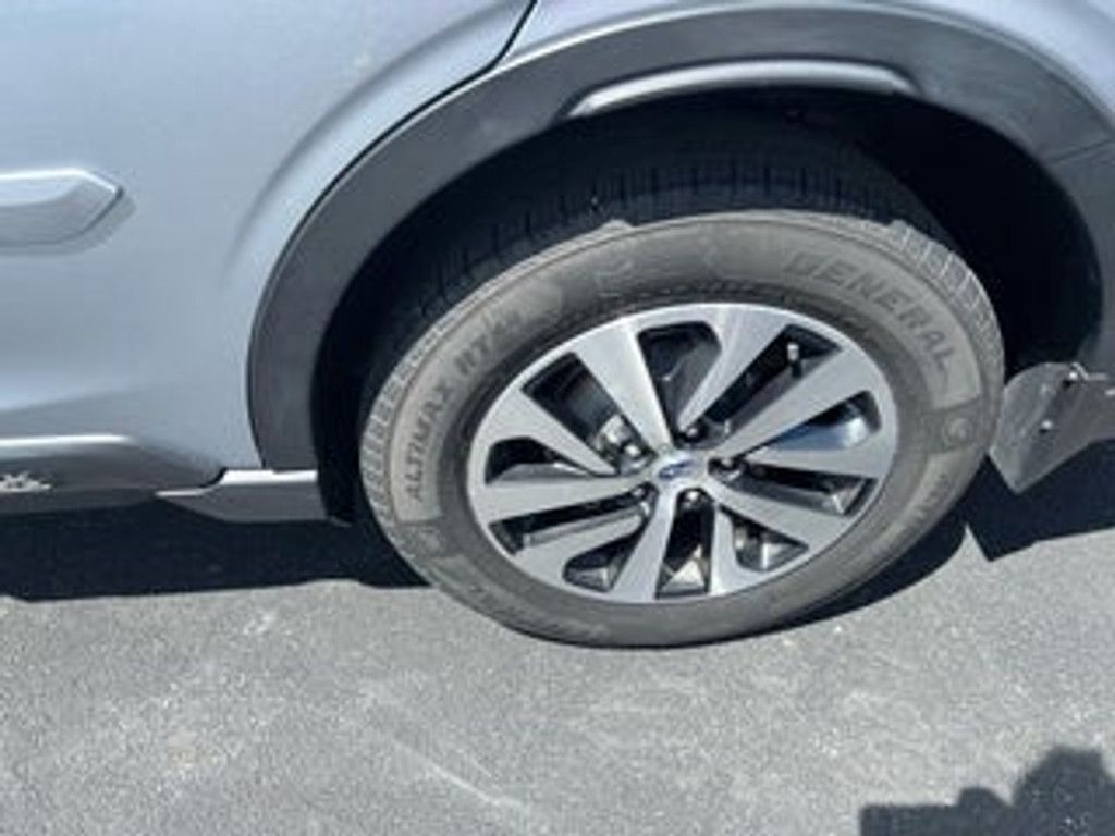 2020 SUBARU Outback - photo 11