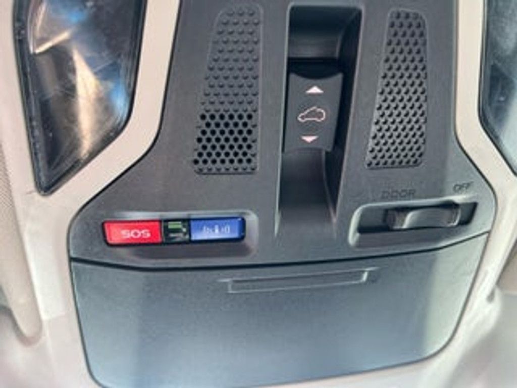 2020 SUBARU Outback - photo 32