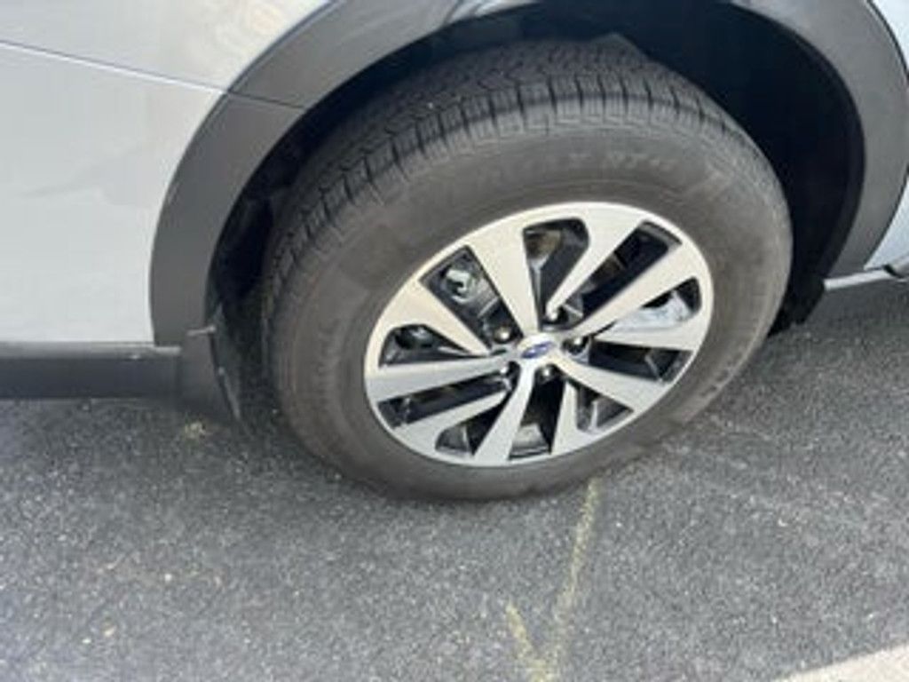 2020 SUBARU Outback - photo 12