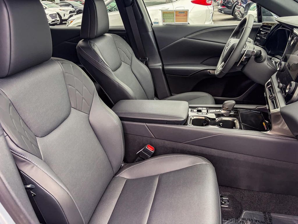 2026 LEXUS RX - photo 18