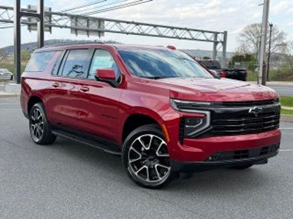 2026 CHEVROLET Suburban - main photo