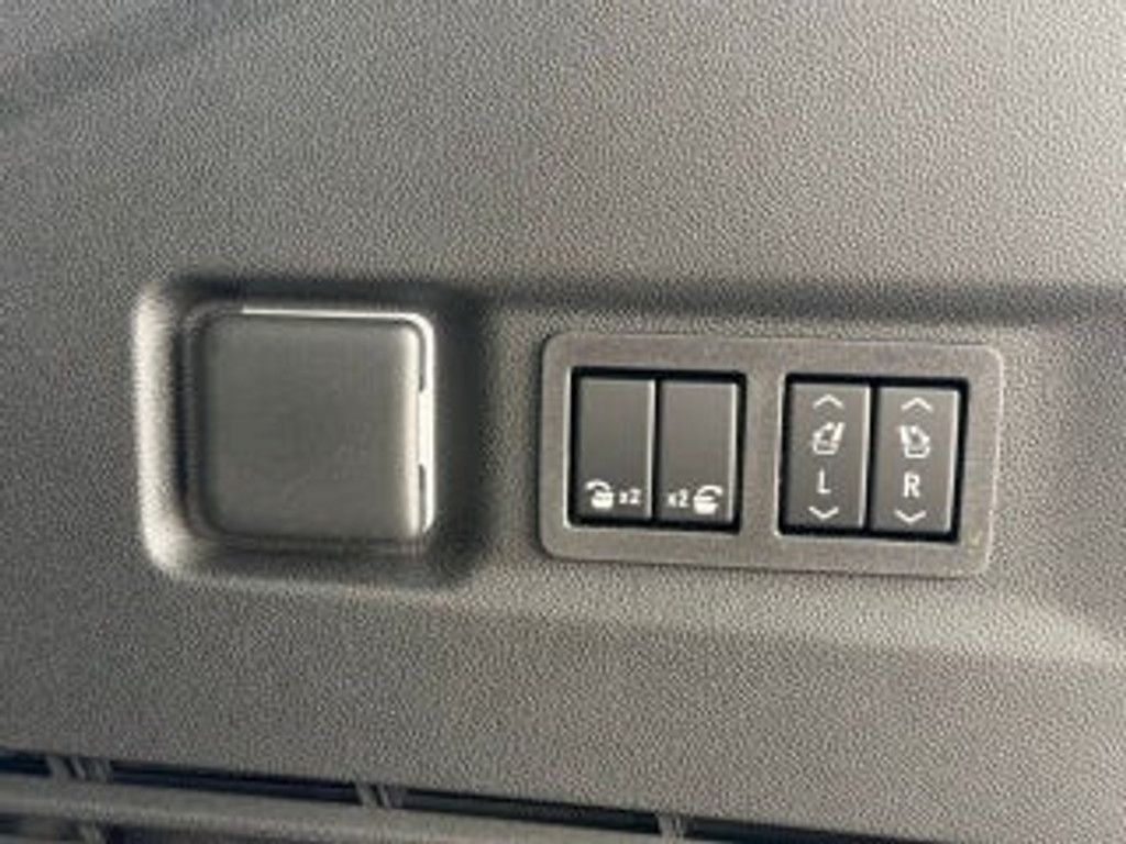 2026 CHEVROLET Suburban - photo 25