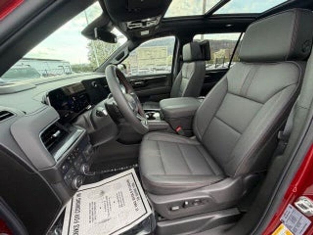 2026 CHEVROLET Suburban - photo 35
