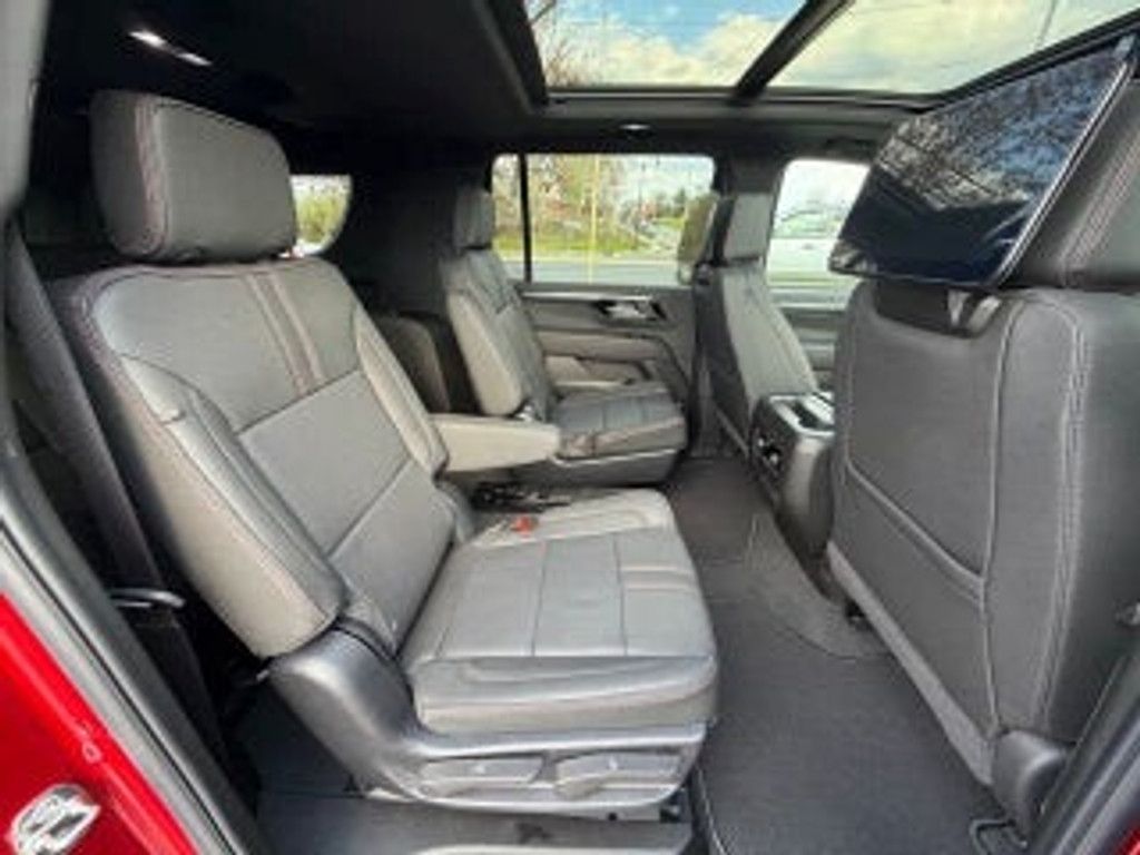 2026 CHEVROLET Suburban - photo 40