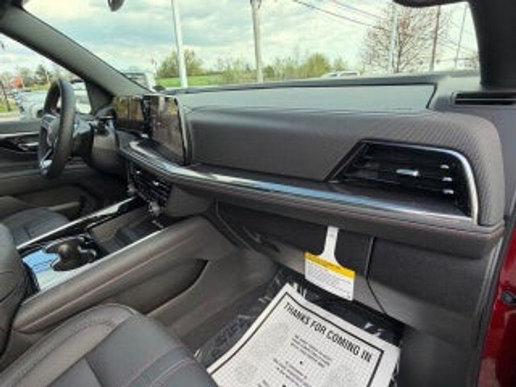 2026 CHEVROLET Suburban - photo 42