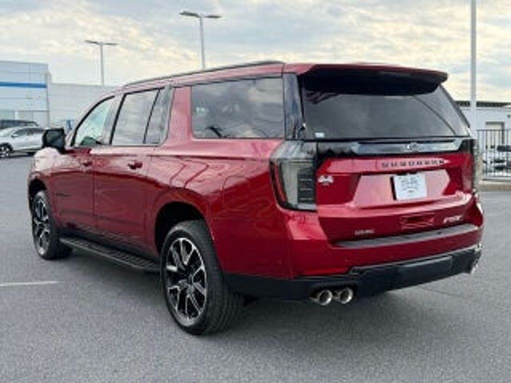 2026 CHEVROLET Suburban - photo 13