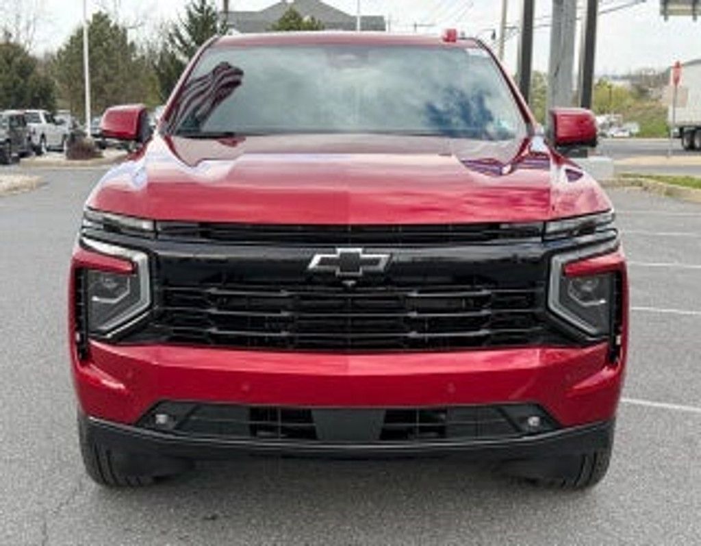 2026 CHEVROLET Suburban - photo 10