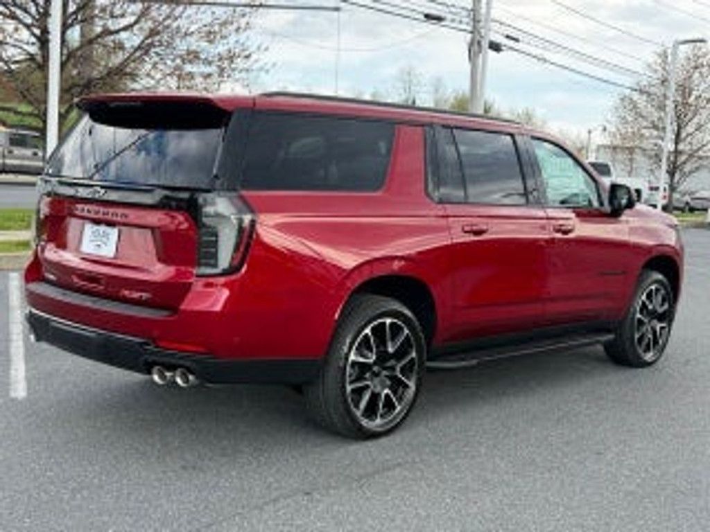 2026 CHEVROLET Suburban - photo 15