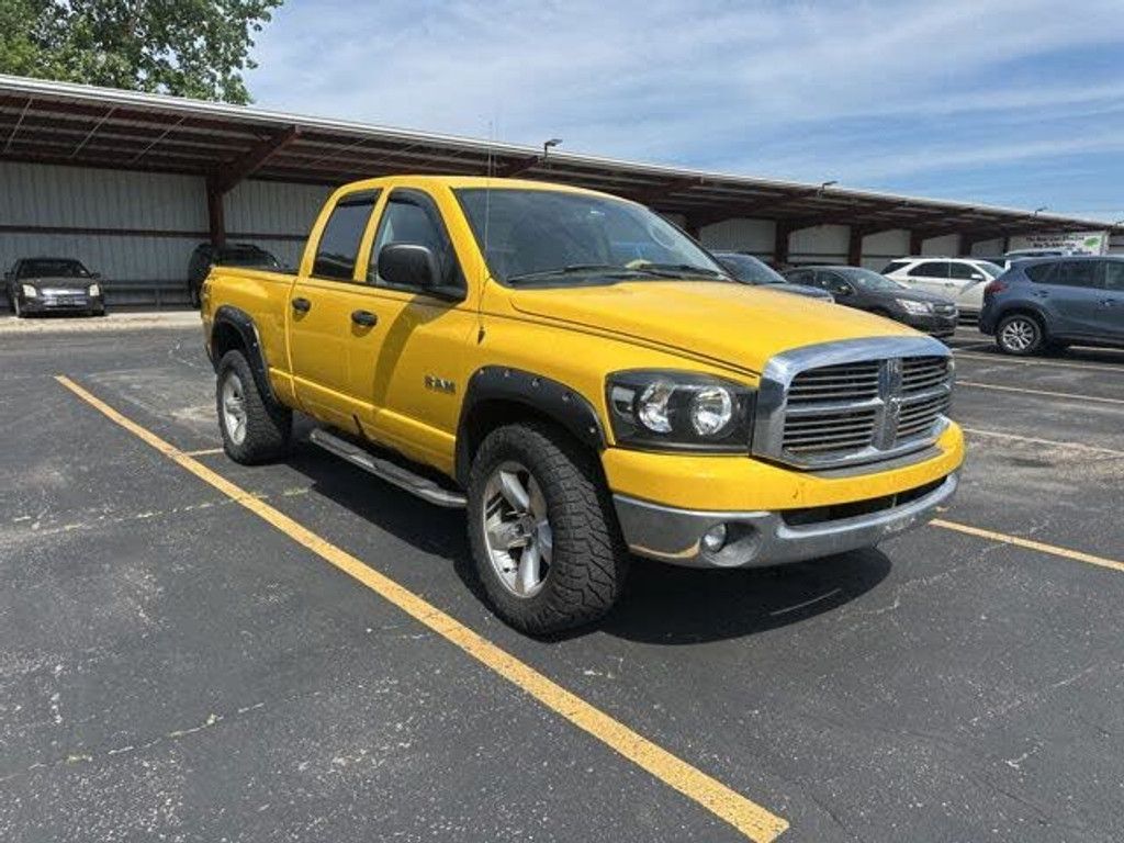 2008 DODGE Ram - photo 2