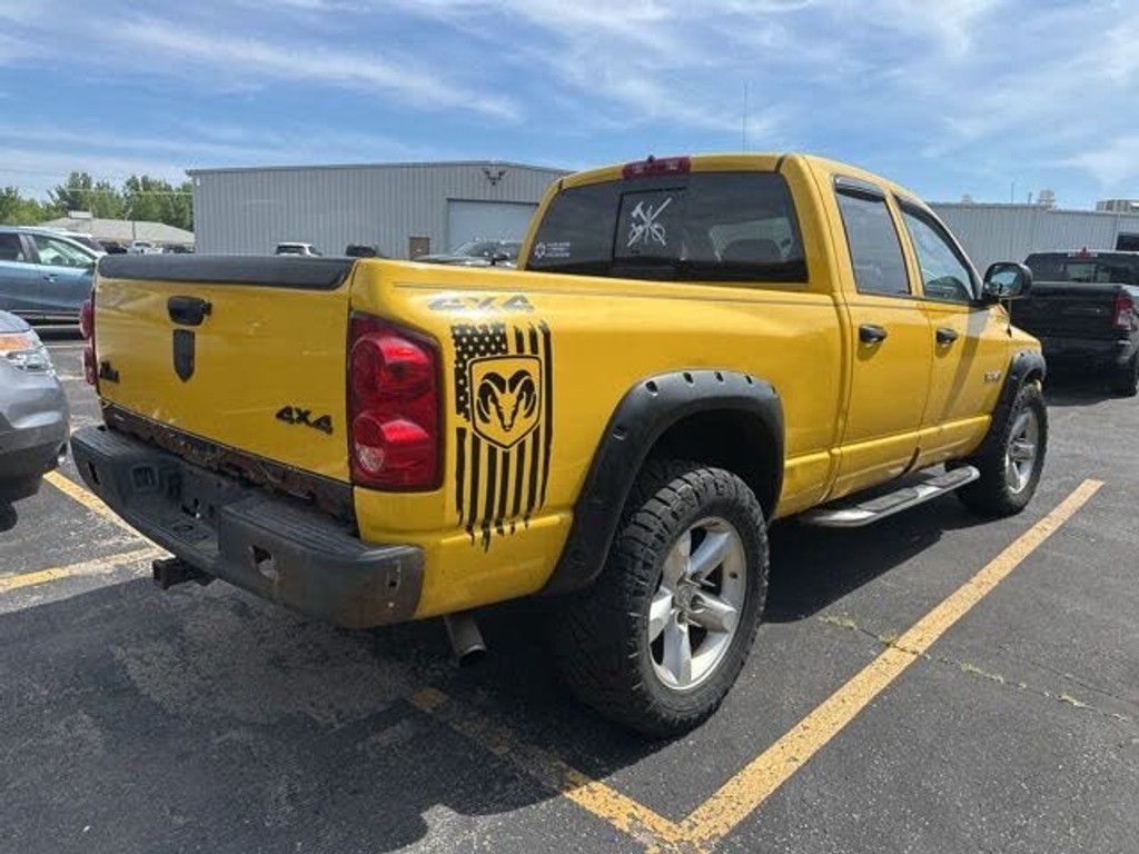 2008 DODGE Ram - photo 16