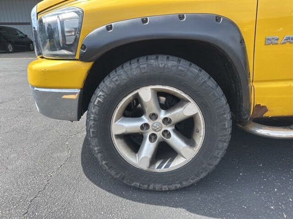 2008 DODGE Ram - photo 32