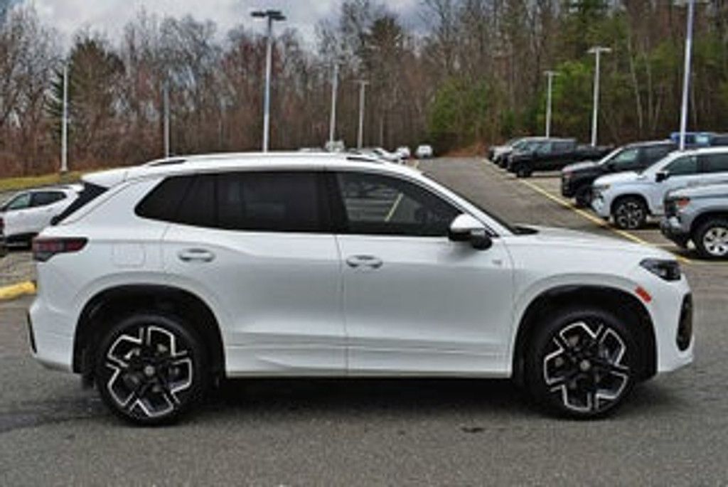 2026 VOLKSWAGEN Tiguan - photo 6