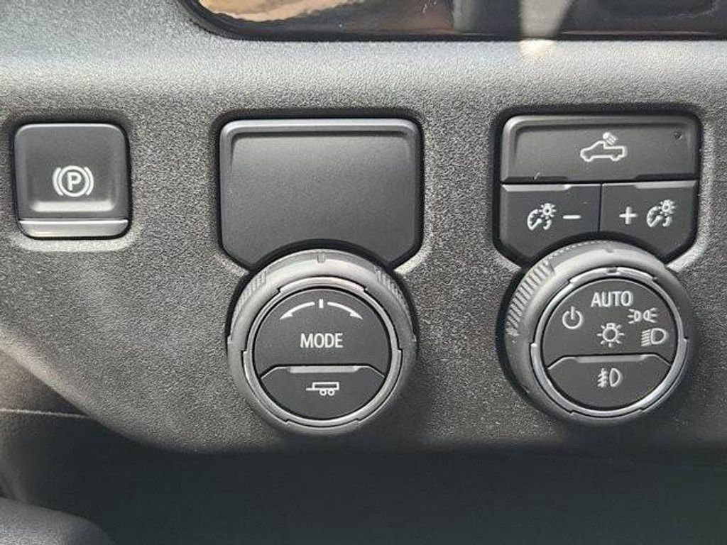 2026 CHEVROLET Silverado - photo 20