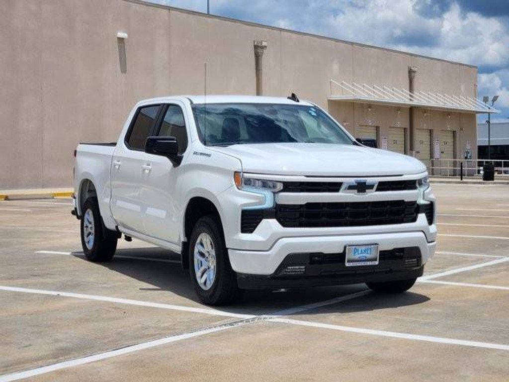 2026 CHEVROLET Silverado - photo 3
