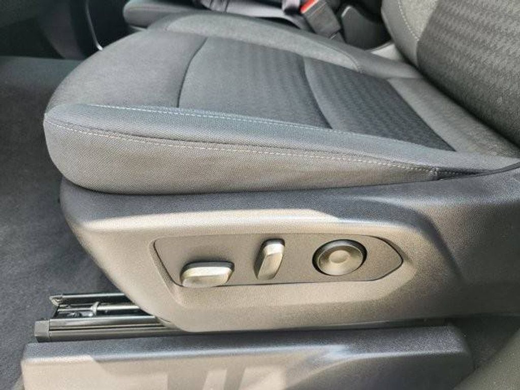 2026 CHEVROLET Silverado - photo 23