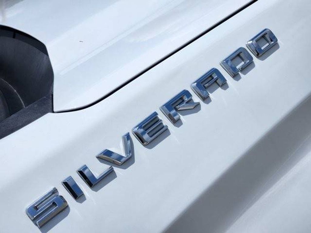 2026 CHEVROLET Silverado - photo 11